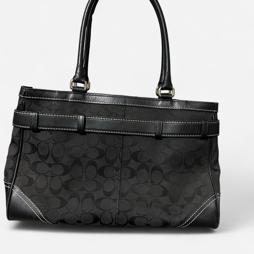 Coach - Picture 2 of 10